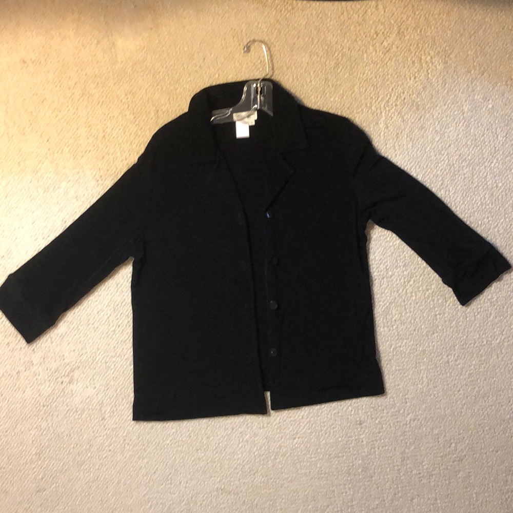 Black blazer made w/stretchy fabric.